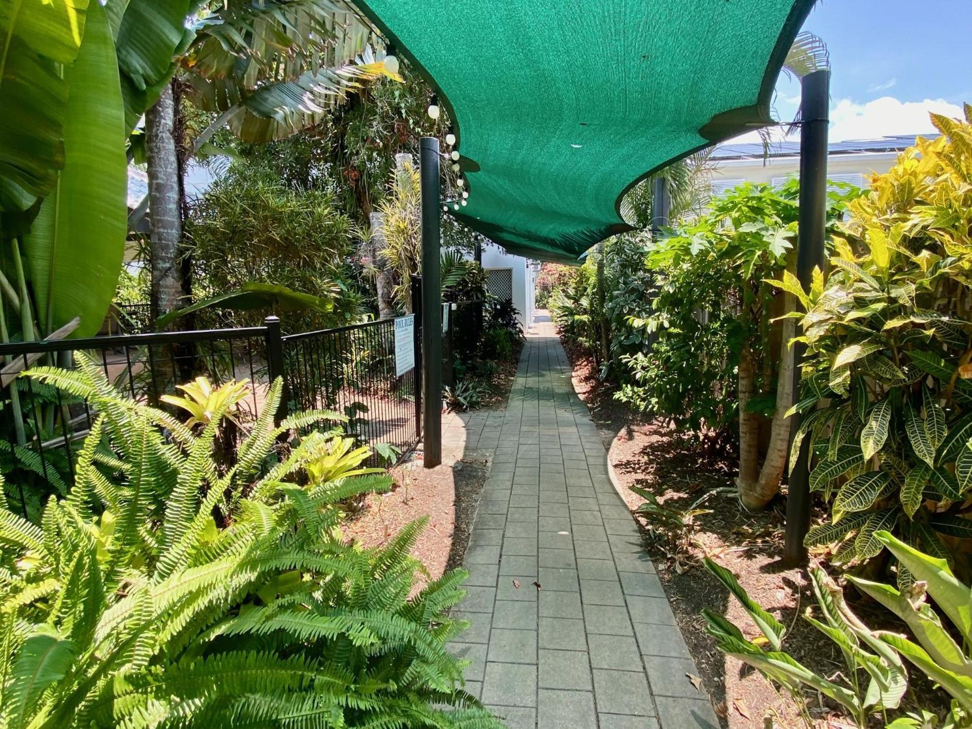 Reef Gateway Apartments Cairns Ngoại thất bức ảnh
